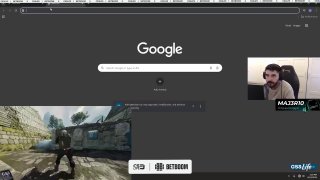 MAJ3R пытается разобраться в интернете.