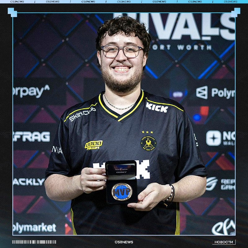 Не удивляйтесь, просто очередная фотография ZywOo с MVP.
