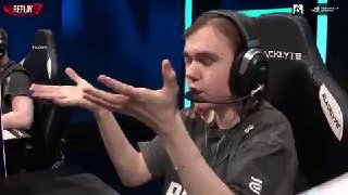 Примерно так выглядит каждый человек, который думал, что Spirit победят 3:0.