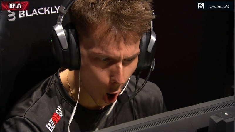 ЧТО ТОЛЬКО ЧТО ВЫИГРАЛИ FAZE???